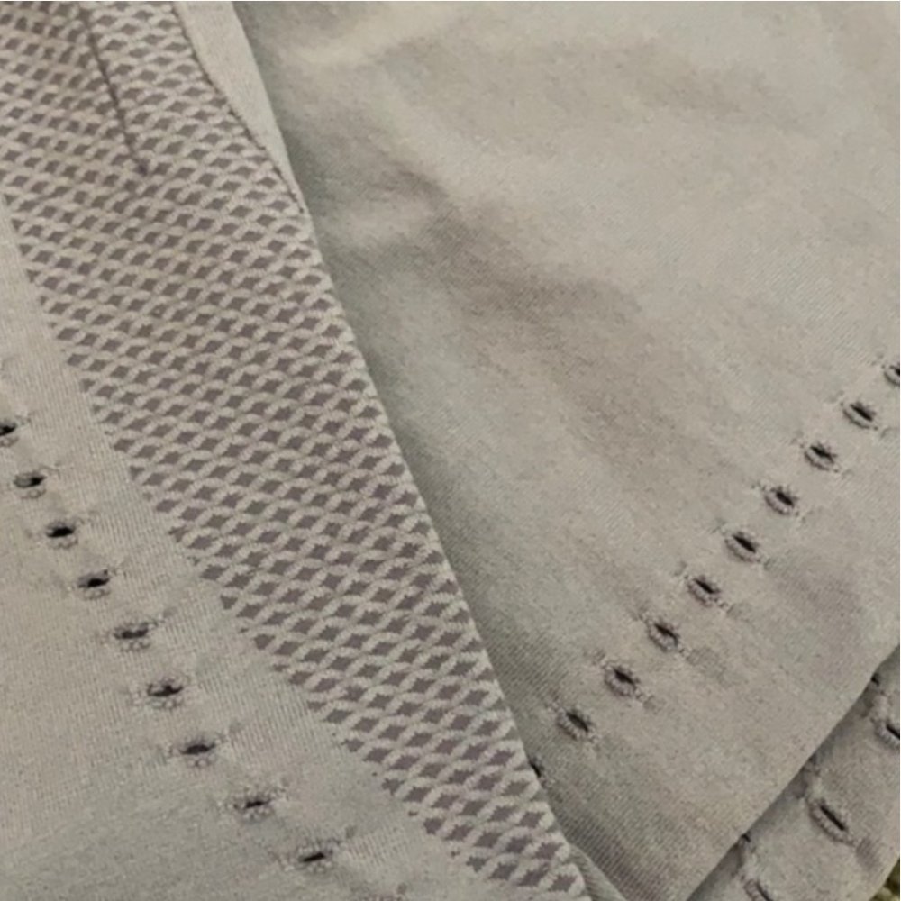 Fabletics Lavender Gray High Waisted Leggings - image 6